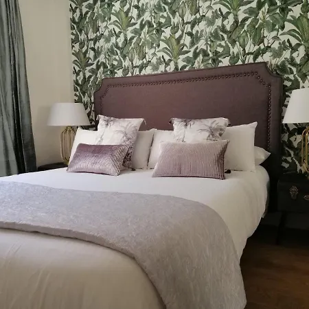 Luxury Apartamento Con Piscina Apartment *
